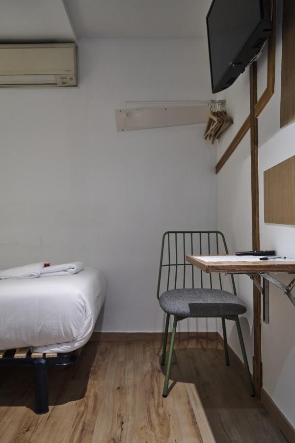 Pension Aliciazzz Bed And Breakfast Bilbao Eksteriør billede
