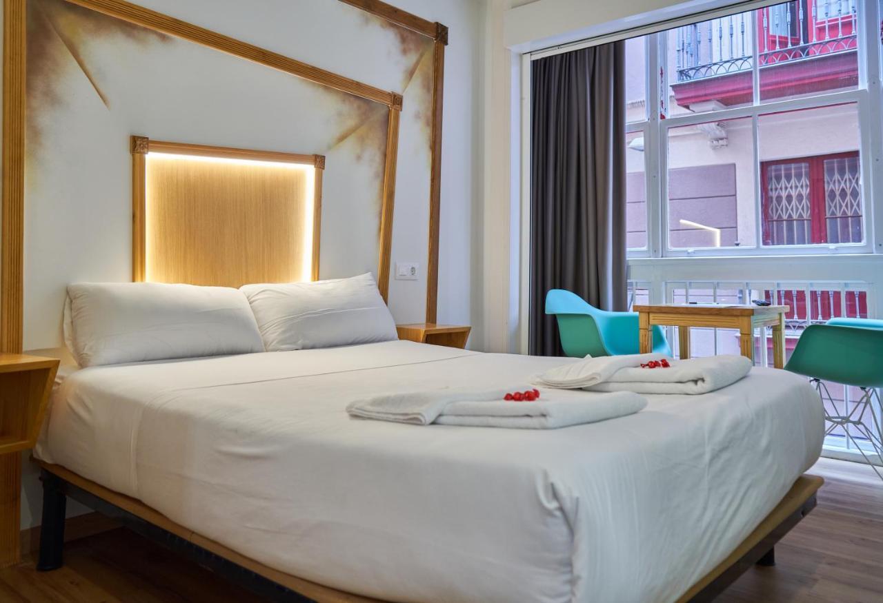 Pension Aliciazzz Bed And Breakfast Bilbao Eksteriør billede