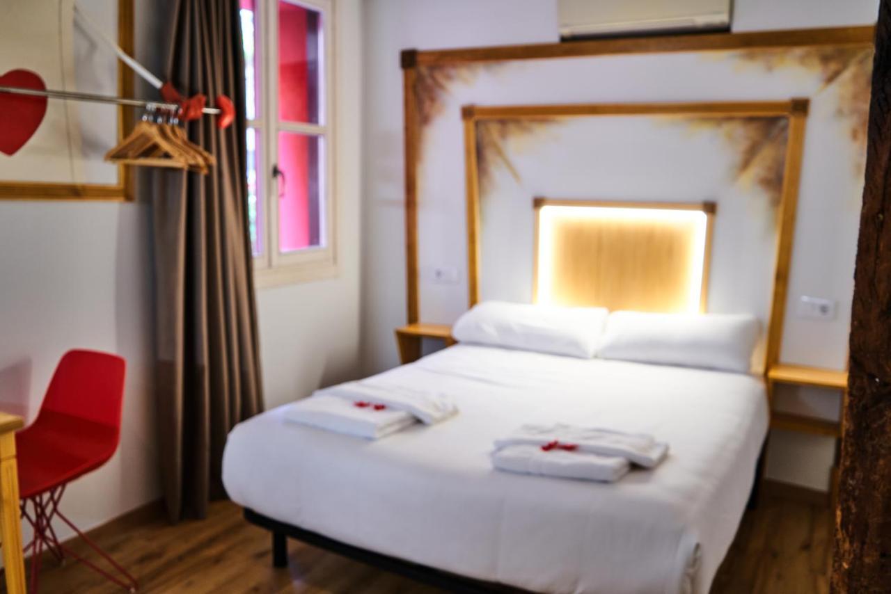 Pension Aliciazzz Bed And Breakfast Bilbao Eksteriør billede