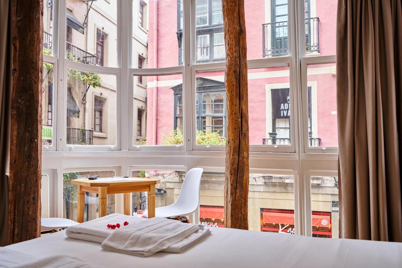 Pension Aliciazzz Bed And Breakfast Bilbao Eksteriør billede