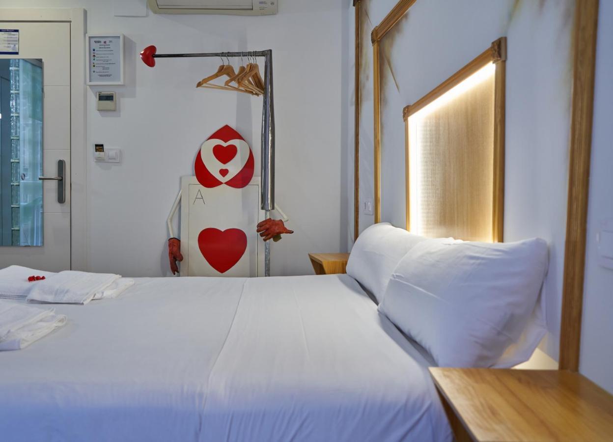 Pension Aliciazzz Bed And Breakfast Bilbao Eksteriør billede