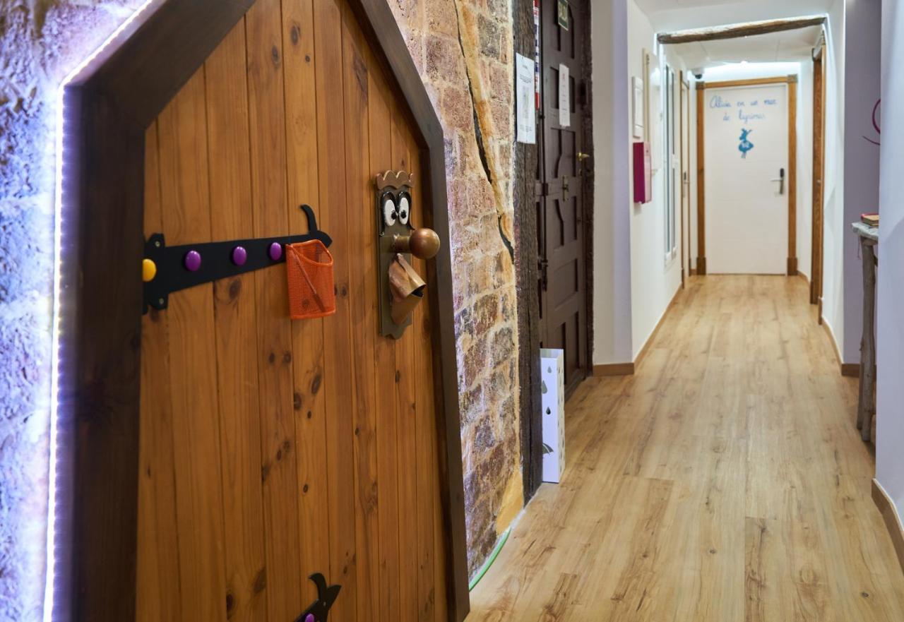 Pension Aliciazzz Bed And Breakfast Bilbao Eksteriør billede
