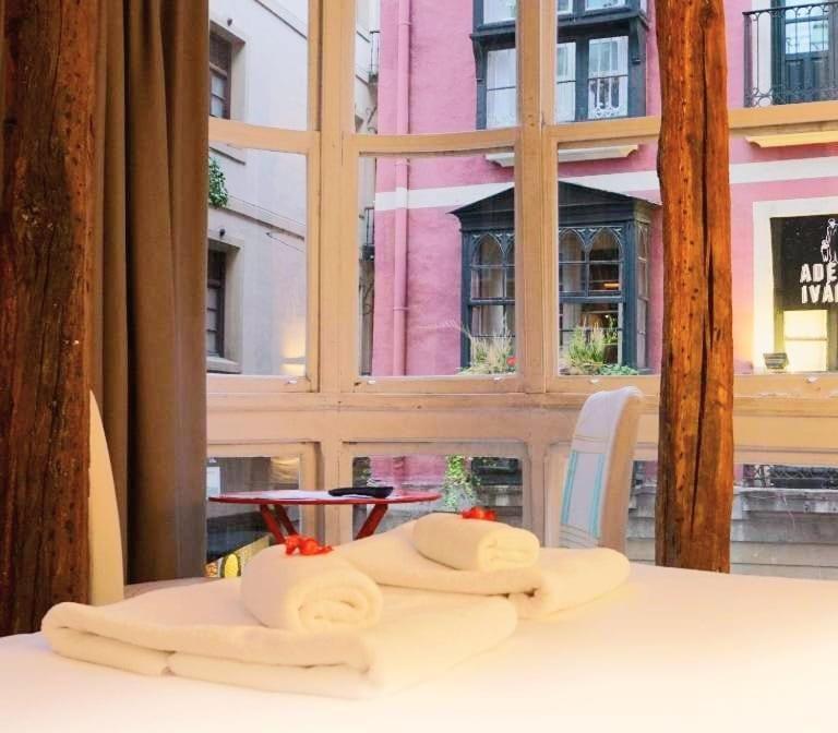 Pension Aliciazzz Bed And Breakfast Bilbao Eksteriør billede
